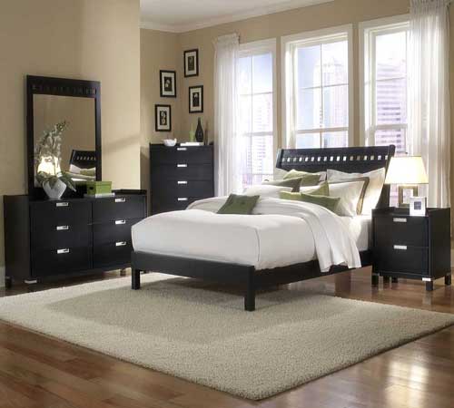 bedroom-room-with-a-combination-of-black
